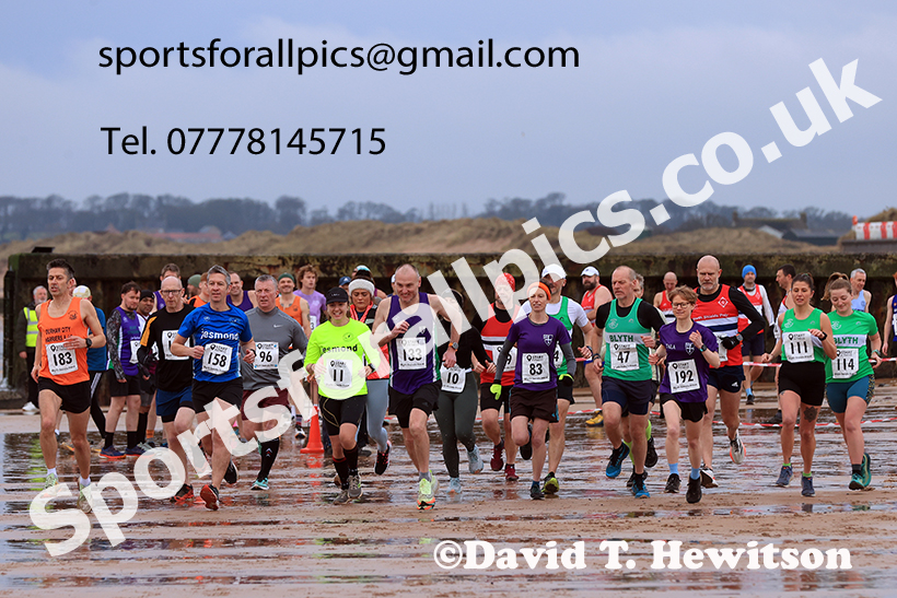 The 2024 Blyth Beach Run, Northumberland.   Photo: David T. Hewitson/Sports for All Pics